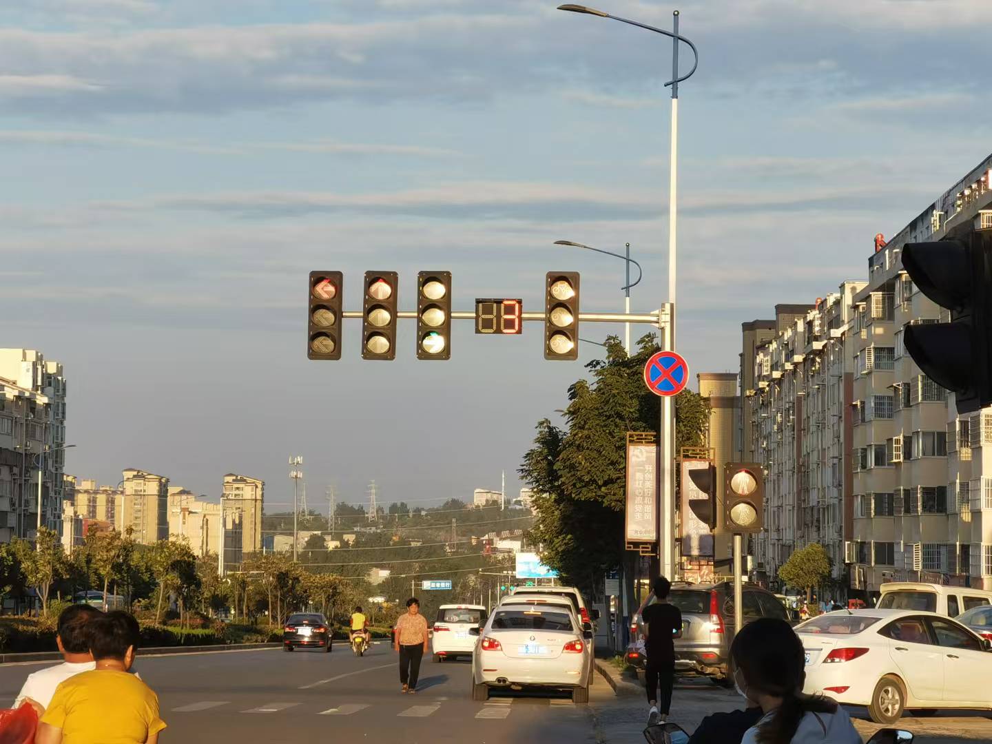 河南三门峡红绿灯项目案例